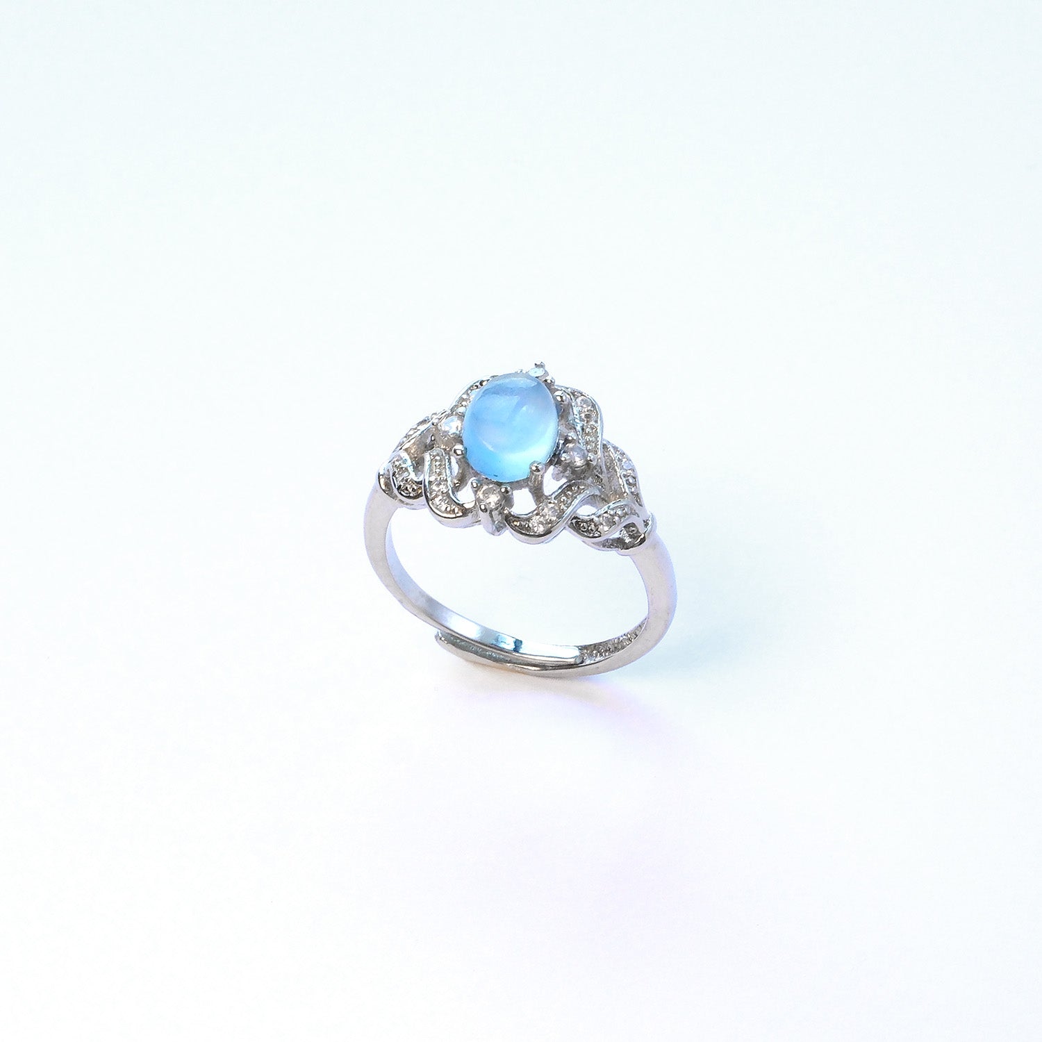 Aquamarine everyday gem ring, calming blue crystal ring for clarity and peace, March birthstone gift
