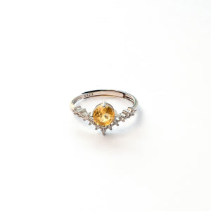 citrine silver ring, elegant design for important situations