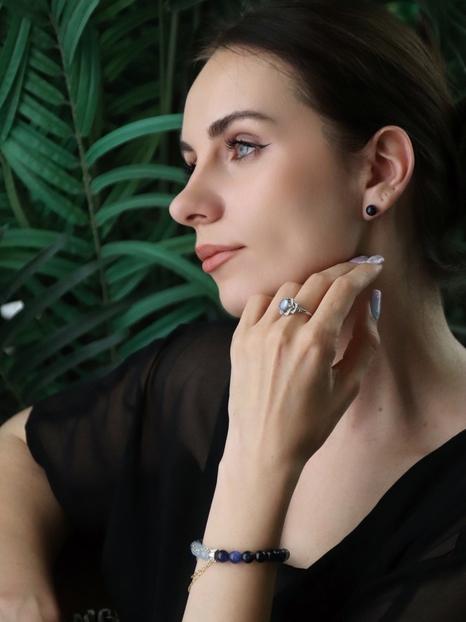 Aquamarine gemstone ring symbolising serenity and calm, affordable March birthstone gift for her